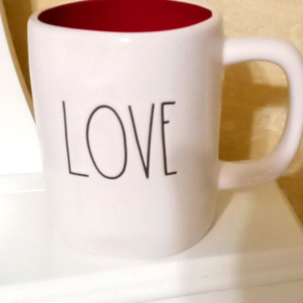 Rae Dunn Valentine's Day Mug ♥️❤️